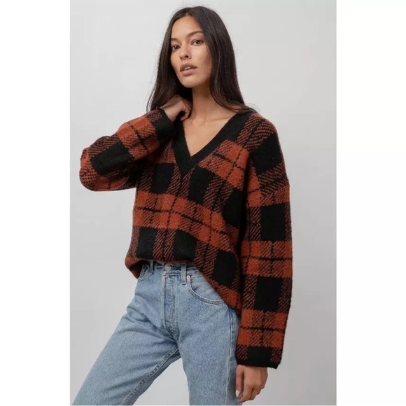 NWT Rails Colleen Brown And Black Heritage Plaid V-Neck Sweater Size S - Picture 1 of 12